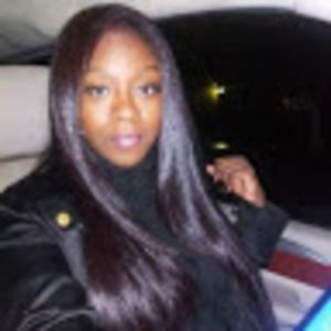 Meet your Posher, Desiree